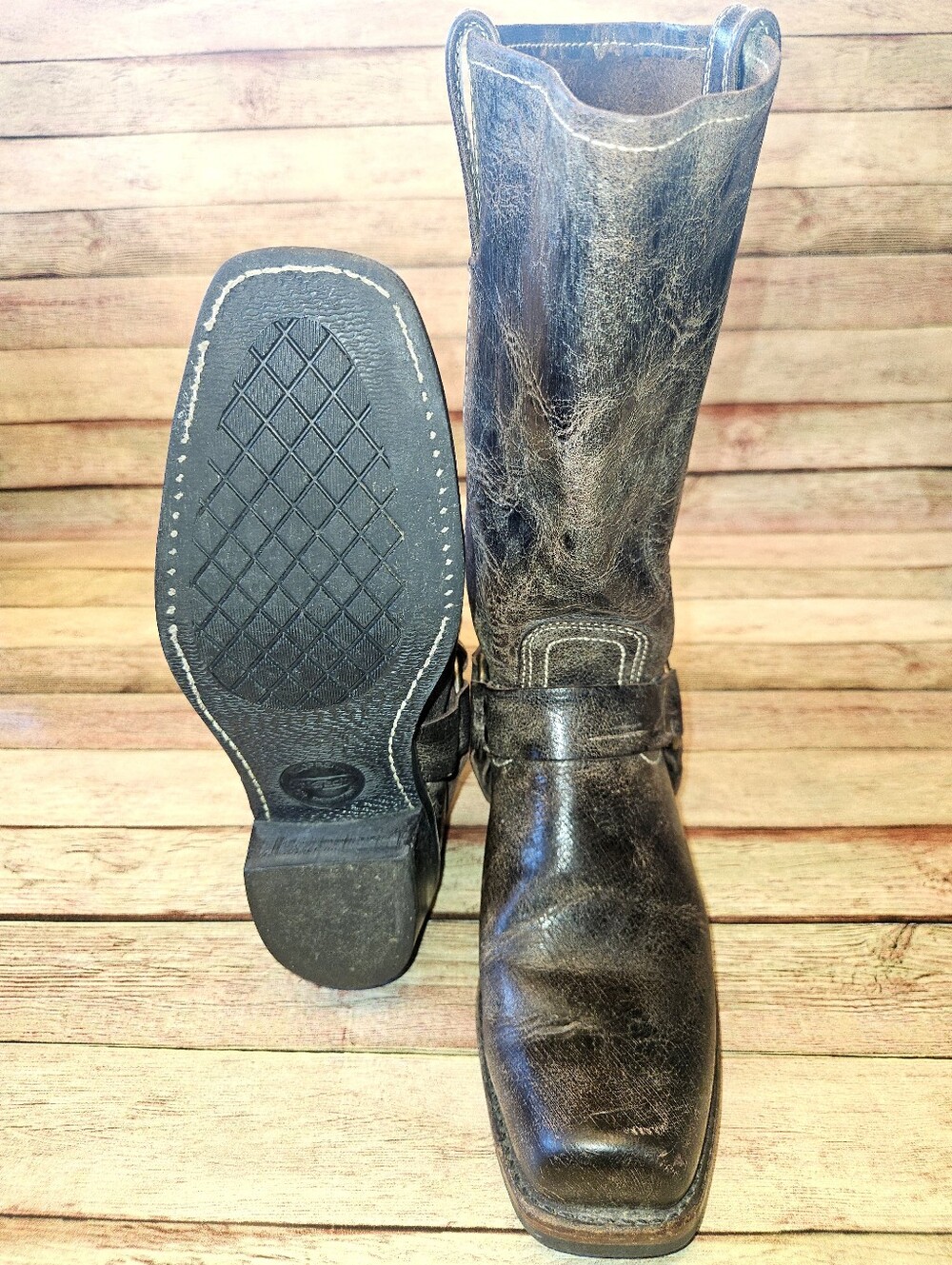 Frye Harness 15R boots are crafted from distressed brown leather - Picture 3 of 14